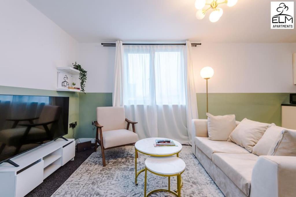Cozy 1 Bedroom Apartment, Prime Location , Free Parking Manchester Dış mekan fotoğraf